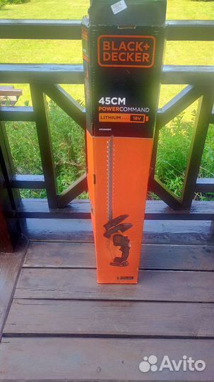 Акомуляторный кусторез Блэк энд Декер новый