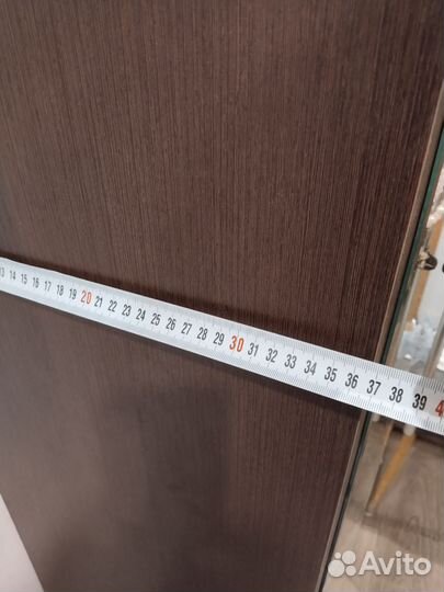 Прихожая со шкафом и зеркалом бу