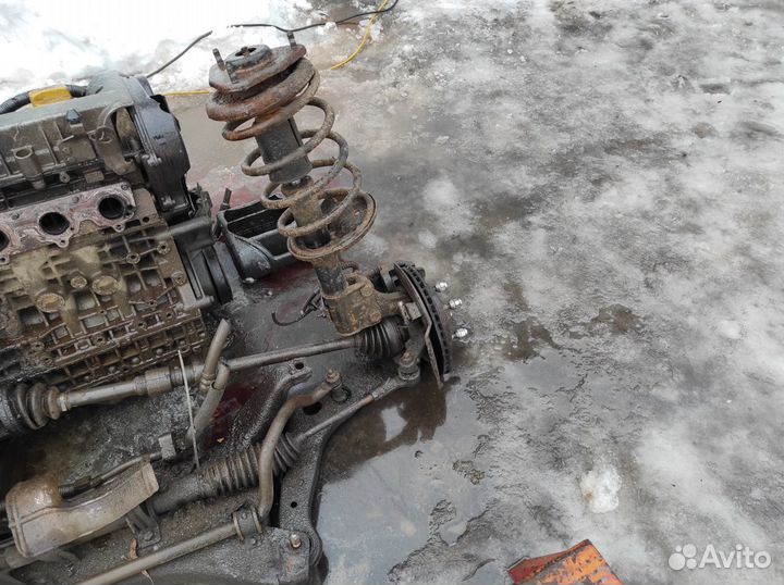 Стойка,суппорт,кулак для чери фора, Лансер 9