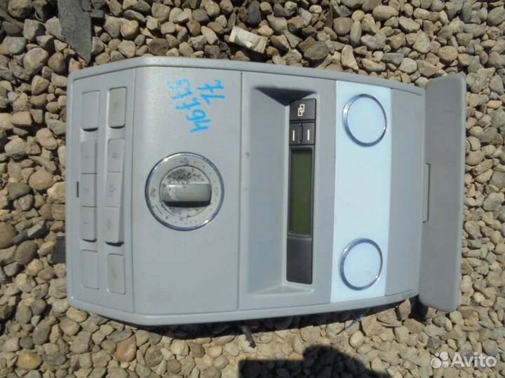 Светильник салона передний Volkswagen Touareg 7L6