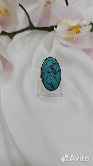 Кольцо овальная иск. бирюза р.19