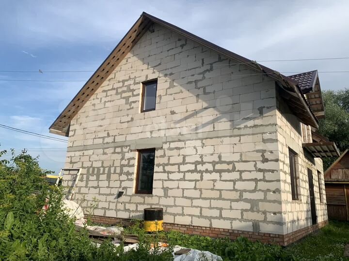 Дом 161,7 м² на участке 7,4 сот.