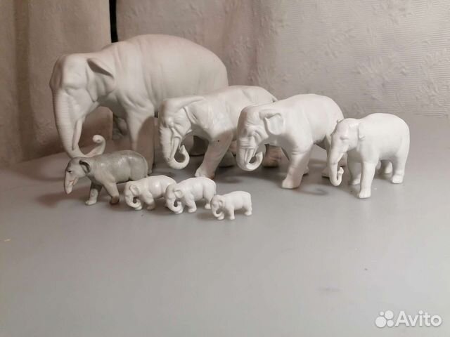 Биксвитный фарфор слоны