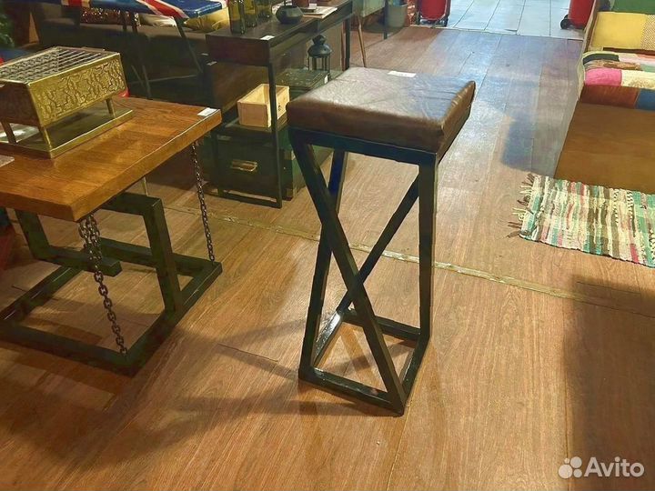 Барный стул