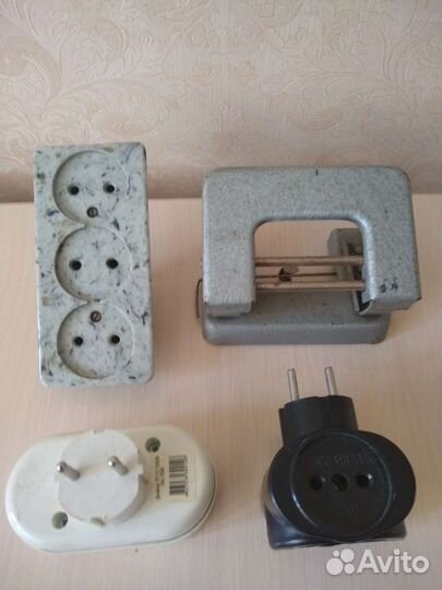 Дырокол,иглодержатель и 3 тройника