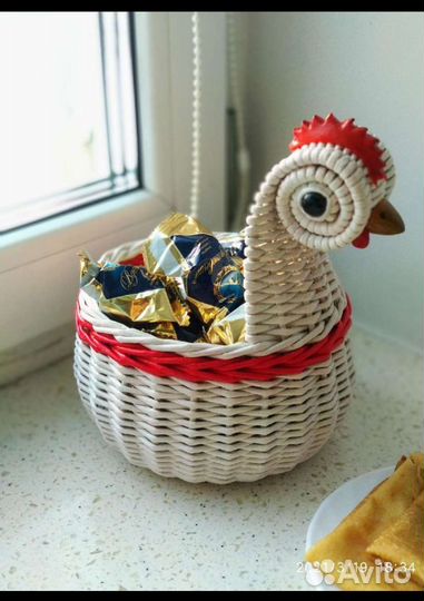 Курочка-конфетница плетеная