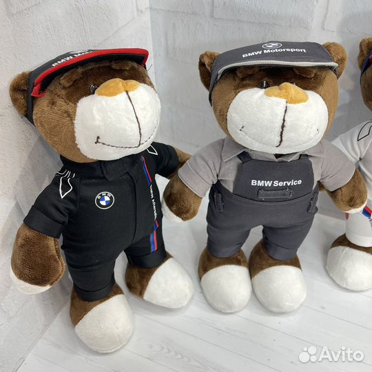 Мишка символ BMW