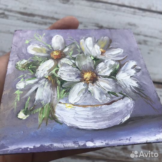 Картина маслом миниатюра Белые космеи