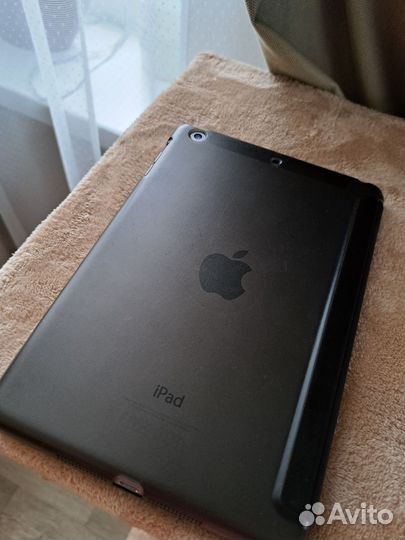 Apple iPad mini 2