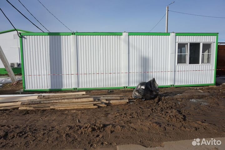 Модульное здание из блок контейнеров / бытовок