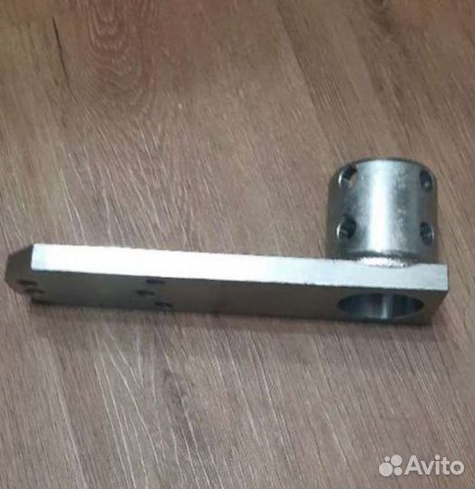 Запчасть(рычаг) от шлагбаума Game gard G6000