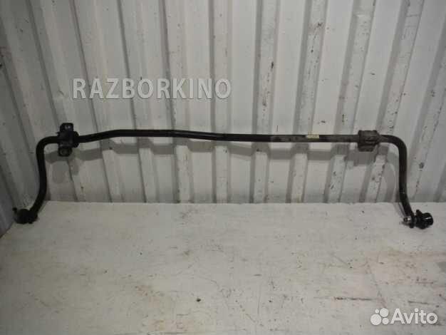 Стабилизатор передний