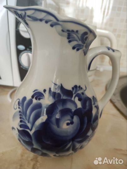 Кувшин гжель
