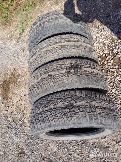 Continental Conti4x4IceContact 215/65 R16 98Q