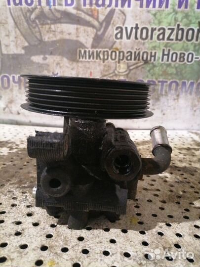 Насос гур Ford Tourneo Connect 1.8 DI