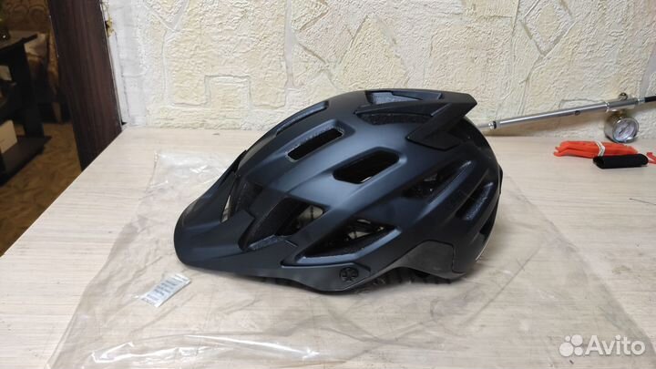 Велошлем Abus Moventor