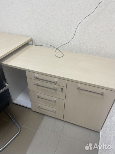 Набор офисной мебели