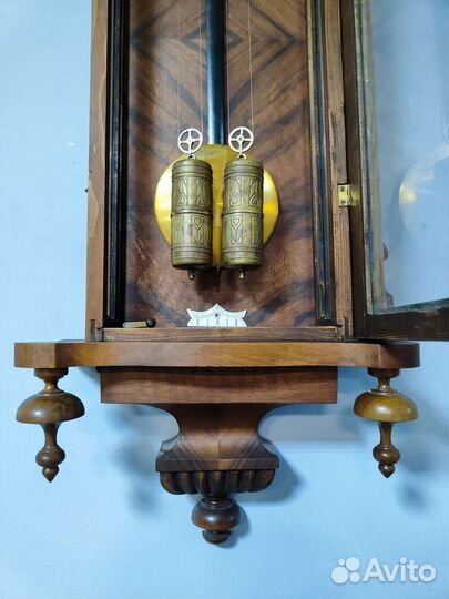 Старинные жильные настенные часы Gustav Becker