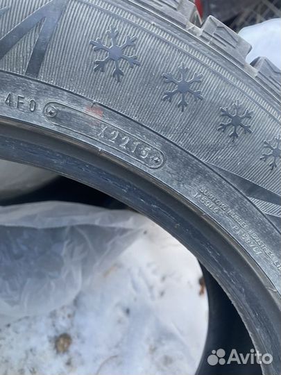 Dunlop Grandtrek Ice 02 235/55 R19