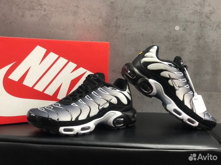 Nike AIR MAX plus TN Белые