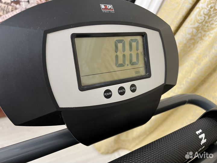 Беговая дорожка механическая
