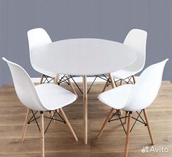 Кухонный стол +4 стула Eames, комплект, новый