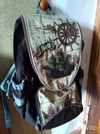 Школьный рюкзак 