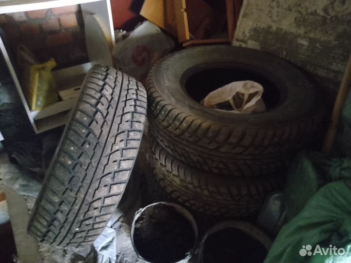 Kumho I'Zen Ice Power KW21 245/70 R16 102G