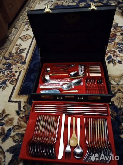 Набор столовых приборов из 72 предметов