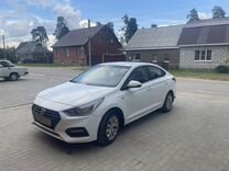 Hyundai Solaris 1.4 MT, 2017, 301 000 км, с пробегом, цена 690 000 руб.