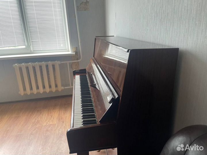 Продам пианино