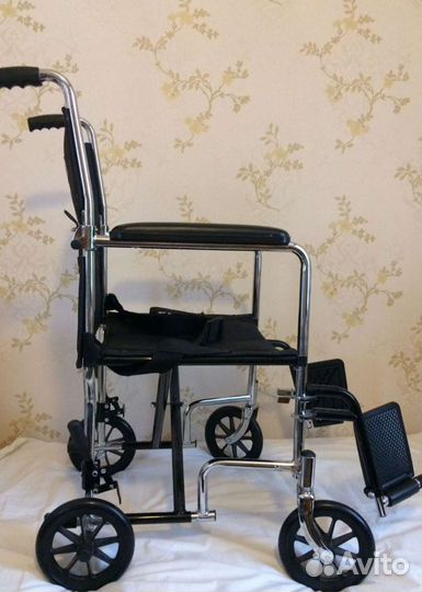Инвалидная коляска