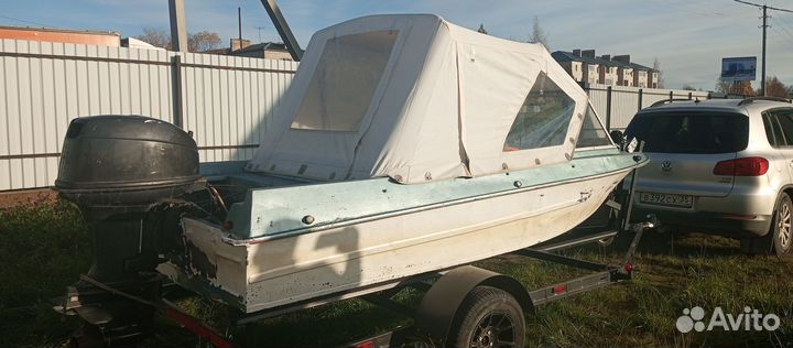 Лодка крым с мотором