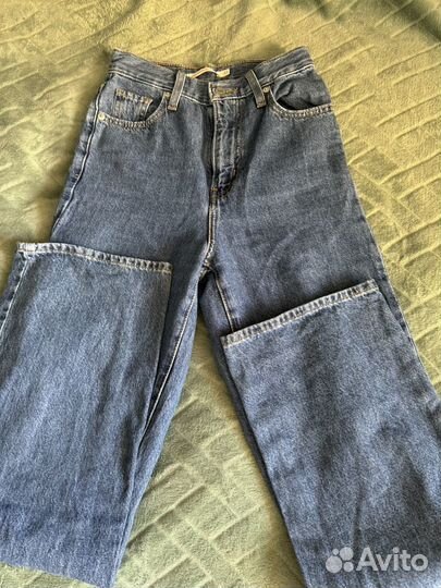 Джинсы levis