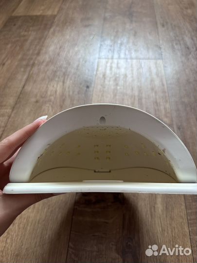 Лампа для ногтей