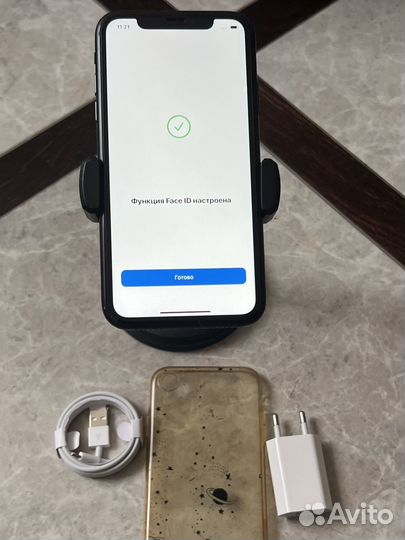 iPhone Xr, 64 ГБ