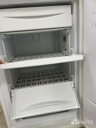 Морозильная камера indesit