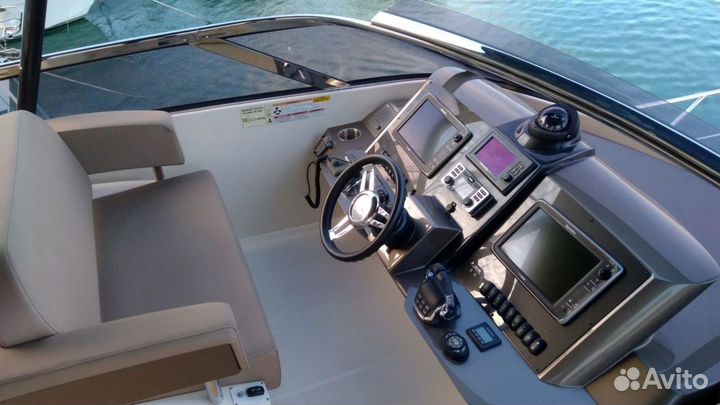 Моторная яхта Marquis 630 Sport 2013