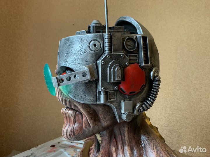 Бюст скелет Эдди из Iron Maiden