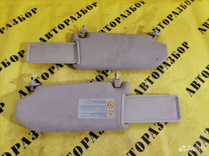 Козырек солнцезащитный Infiniti G35 (V36)