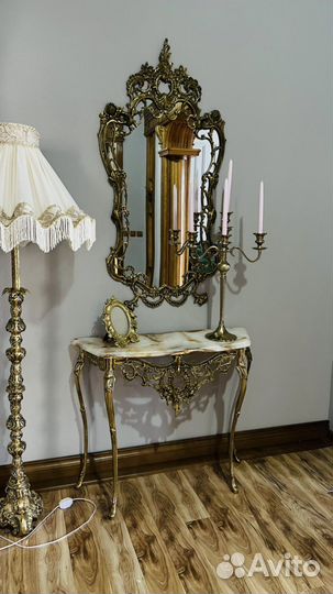Консоль с зеркалом, трильяж