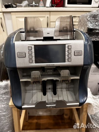 Счетная машинка для денег