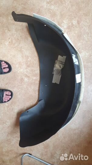 Подкрылки на nissan J10