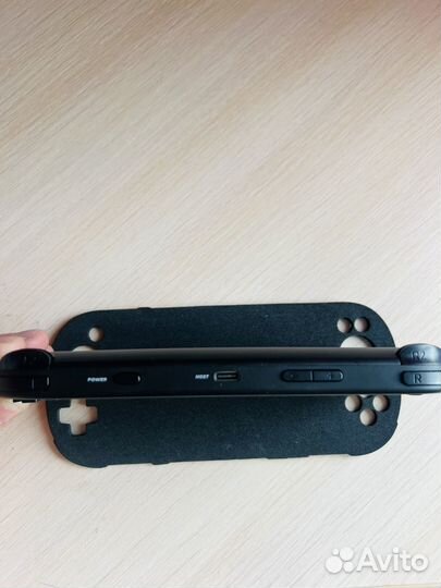 Портативная игровая приставка