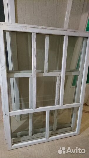 Окна с деревянной рамкой