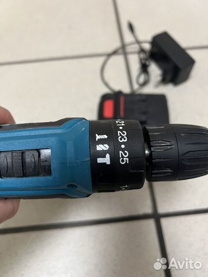 Шуруповерт с ударом