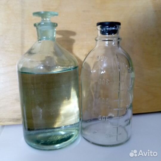 Бутылка стеклянная