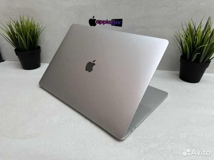 MacBook Pro 15 2019 i9 / АКБ 10 циклов