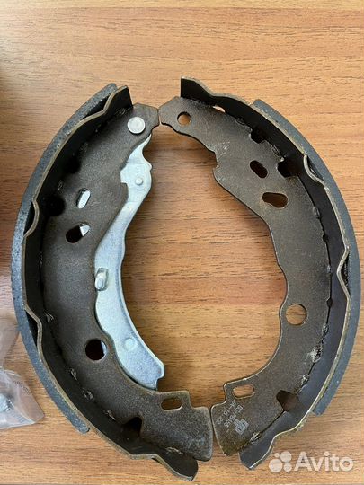 Задние колодки и механизмы ручника Logan/X-ray