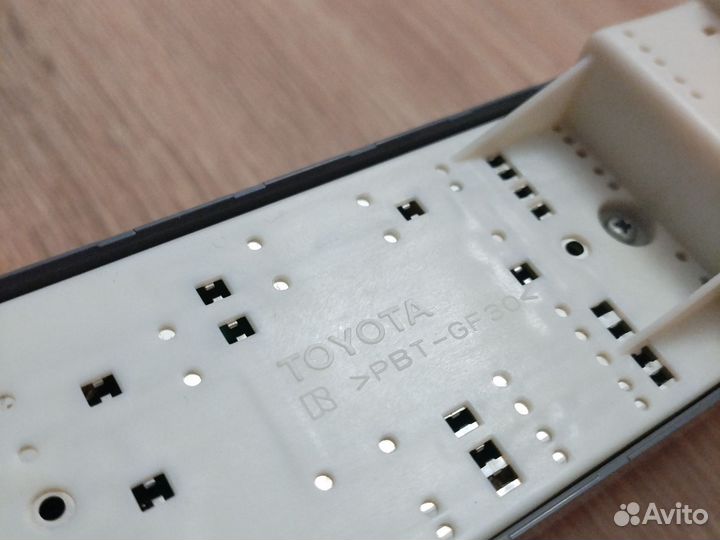 Блок управления стеклоподъёмников Рав 4 XA-40